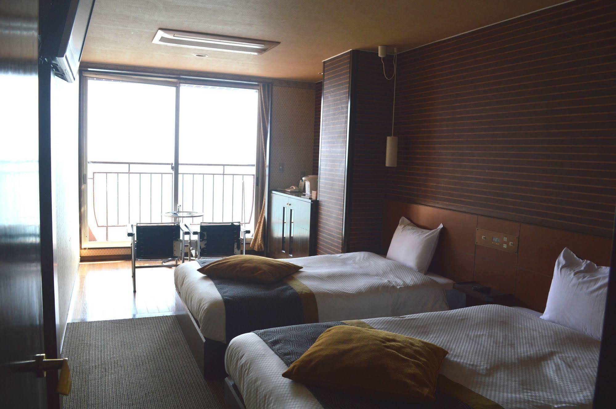 Tenku Hotel Kairo Tonosho  Екстер'єр фото